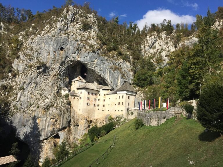 predjama, castle, s